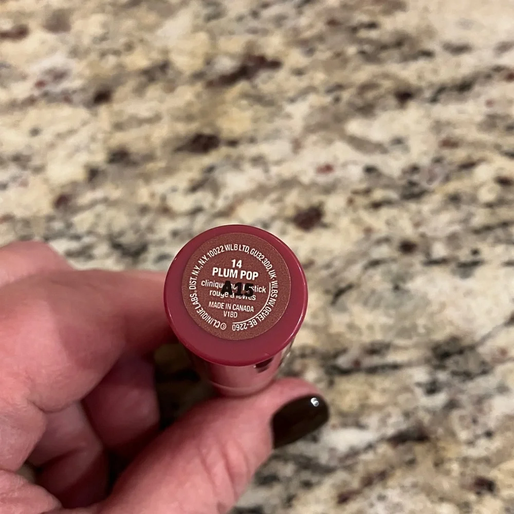 Clinique x Jonathan Cohen Collab Bag + 6 pcs Clinique Skincare Lipstick Set Gift - Picture 3 of 10